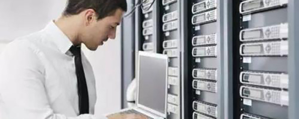 電信網(wǎng)絡(luò)工程師 構(gòu)建數(shù)字時代的通信橋梁