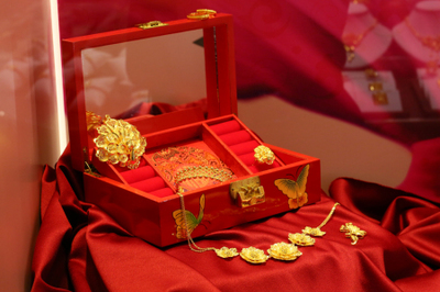 2014百泰首飾大型產品推介會璀璨綻放，黃金珠寶行業迎新篇章
